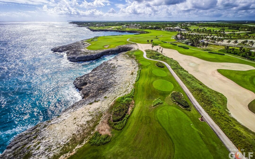 Punta Cana Resort & Club: Exclusividad y Oportunidad de Inversión en el Caribe