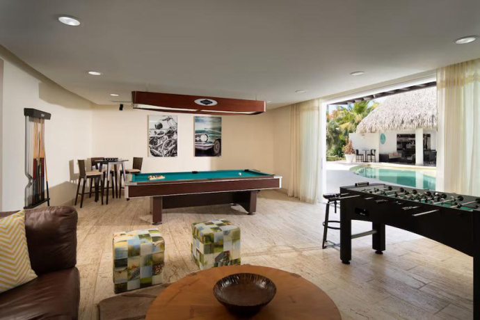 8 Habitaciones Habitaciones, 0 ,Villa,Alquiler Vacacional,CAP CANA,0,1165