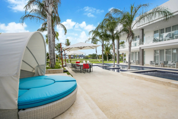 8 Habitaciones Habitaciones, 0 ,0,Villa,Alquiler Vacacional,CAP CANA,0,1180