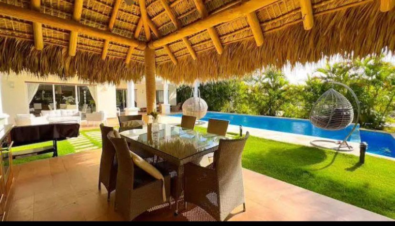 PUNTA CANA, 4 Habitaciones Habitaciones, 0 ,0,Villa,En Venta,0,1185