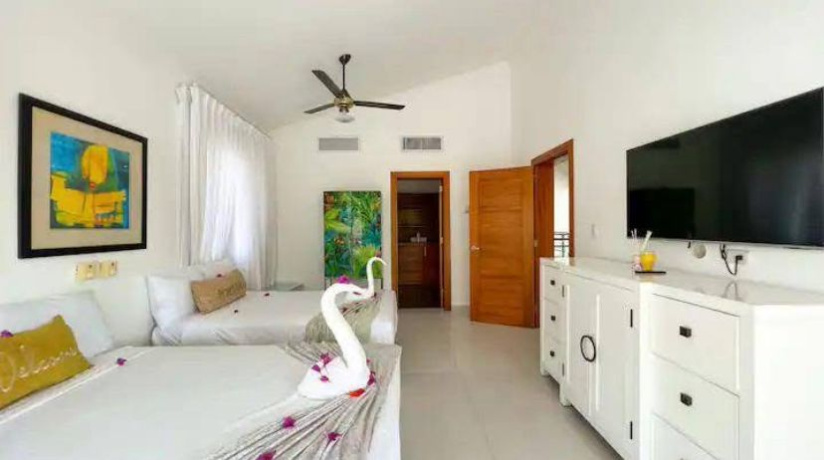 PUNTA CANA, 4 Habitaciones Habitaciones, 0 ,0,Villa,En Venta,0,1185