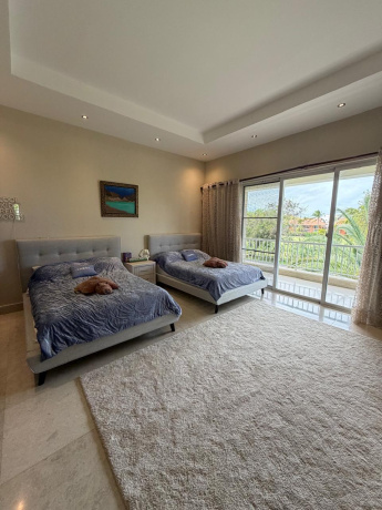 BAVARO, 4 Habitaciones Habitaciones, 0 ,0,Villa,En Venta,COCOTAL,0,1204