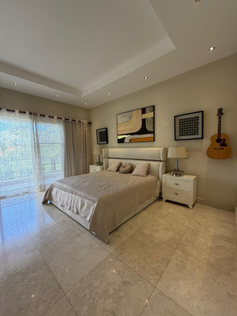 BAVARO, 4 Habitaciones Habitaciones, 0 ,0,Villa,En Venta,COCOTAL,0,1204