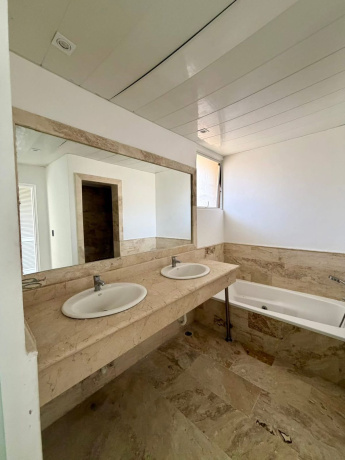 BAVARO, 3 Habitaciones Habitaciones, 0 ,2 BathroomsBathrooms,Apartamento,En Venta,COCOTAL,0,1216