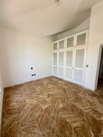 BAVARO, 3 Habitaciones Habitaciones, 0 ,2 BathroomsBathrooms,Apartamento,En Venta,COCOTAL,0,1216